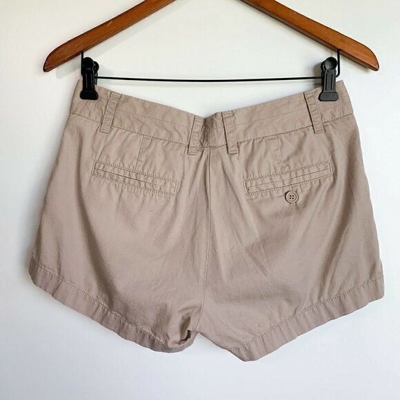 J Crew 3" Chino Shorts Size 2 Broke In Cotton Style 36234 Khaki Pockets - Picture 4 of 4